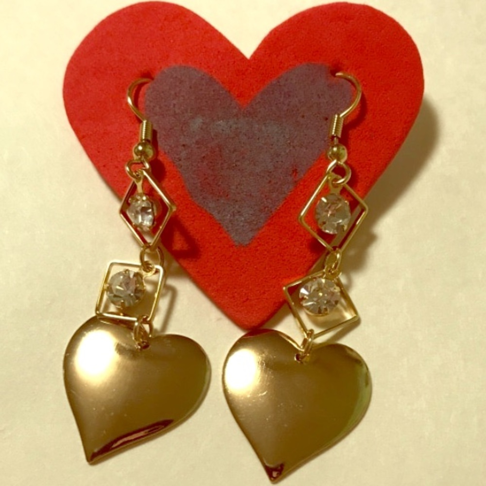 Dangling Heart Rhinestone Earrings